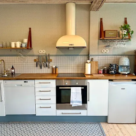 Helgas Sweet Retreat Apartment *